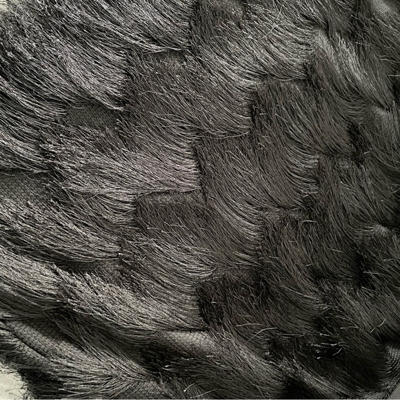 Fringe black mini-skirt, with elastic waistband. Never worn! - Picture 4 of 5